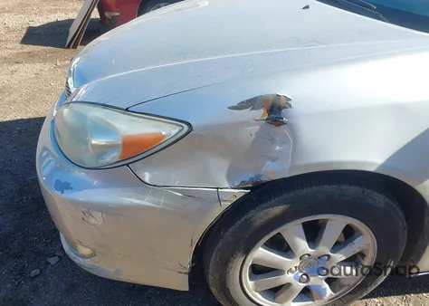 2003 Toyota Camry Xle V6 z USA, uszkodzony, nr VIN 4T1BF30K03U563701